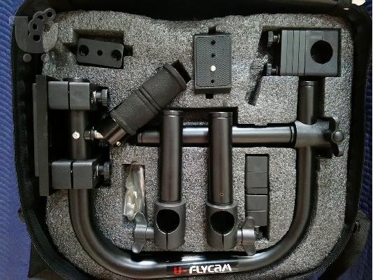 Nikon D3100+extras